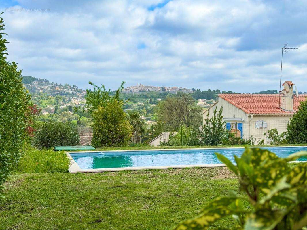 Maison à LA COLLE-SUR-LOUP