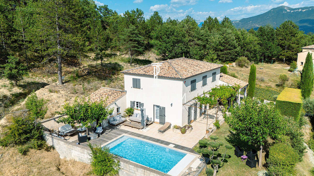Maison 153 m² à Aiglun  - photo 3