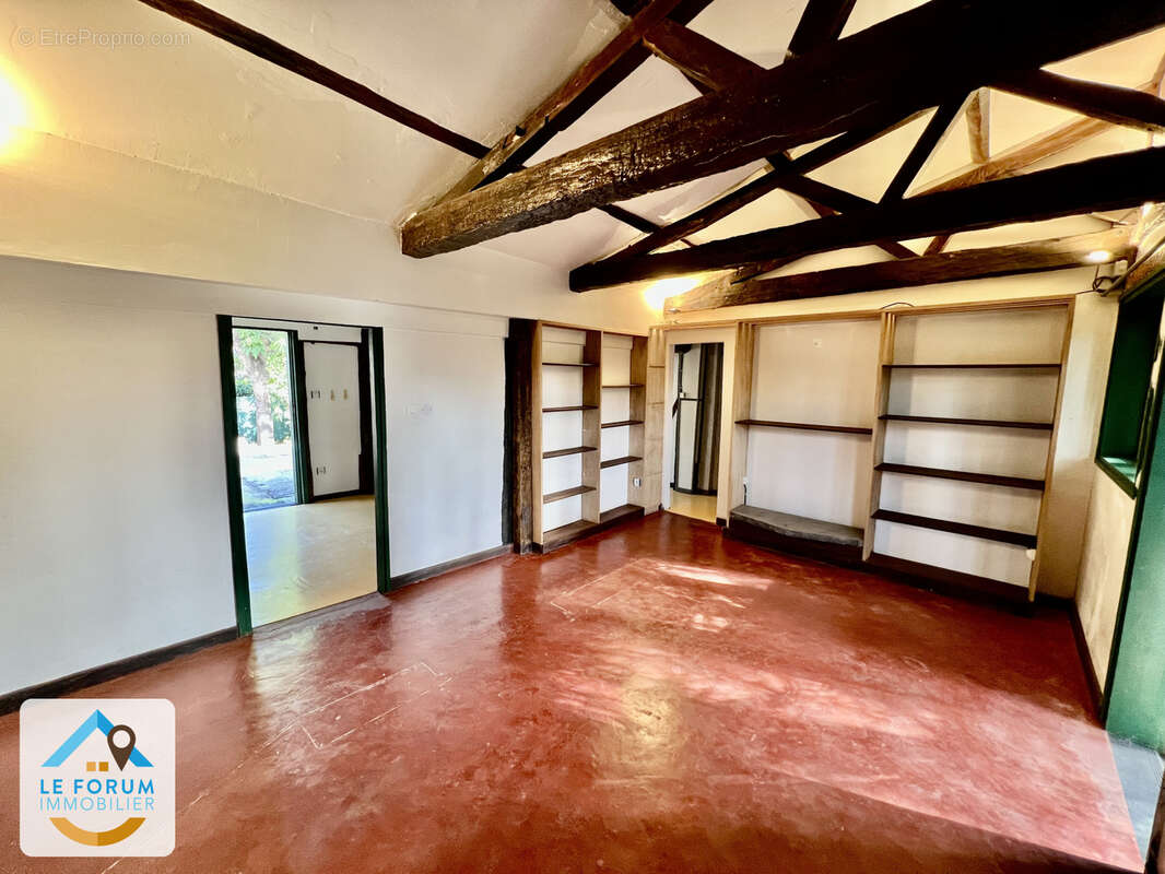Saint pierre 97410 - ensemble immobilier - 3 logements - fort potentiel - quartier prisé - photo 5