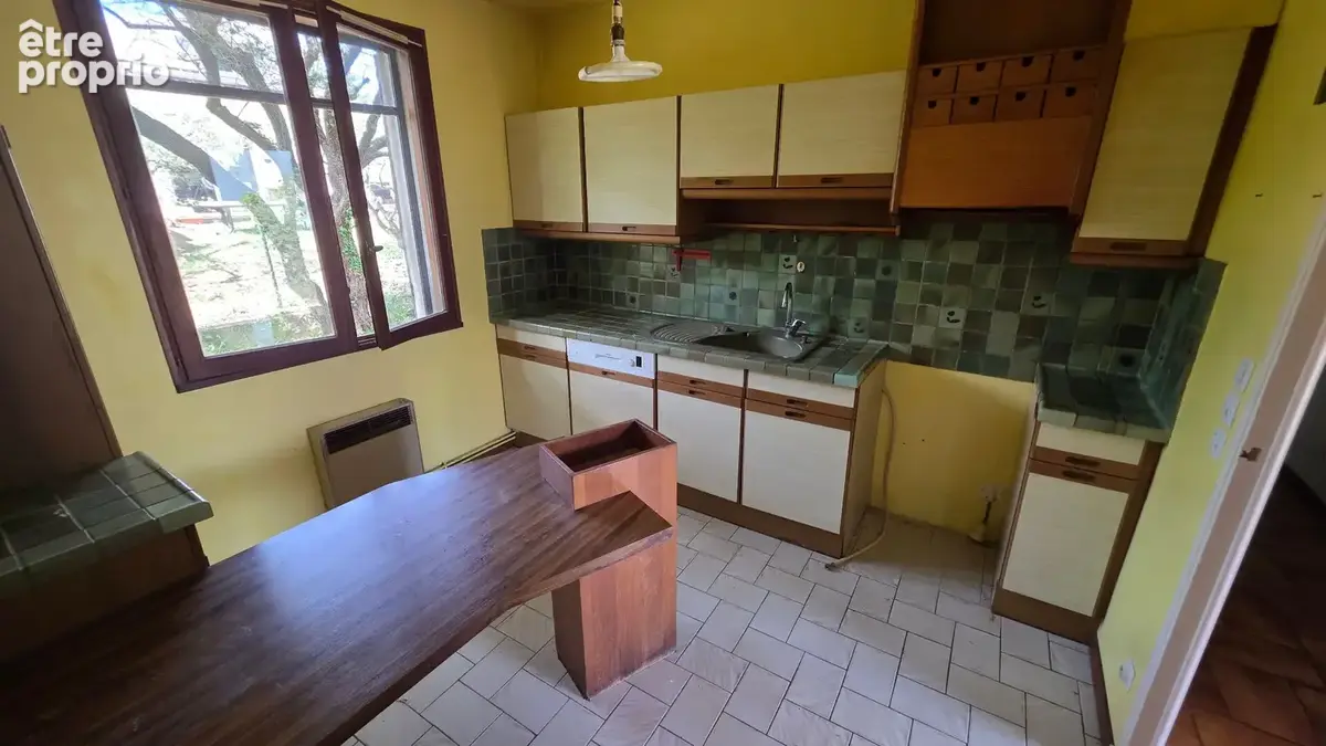 Maison familiale au calme dans quartier prisé des Angles - 5 chambres / garage et jardin piscinable - photo 3