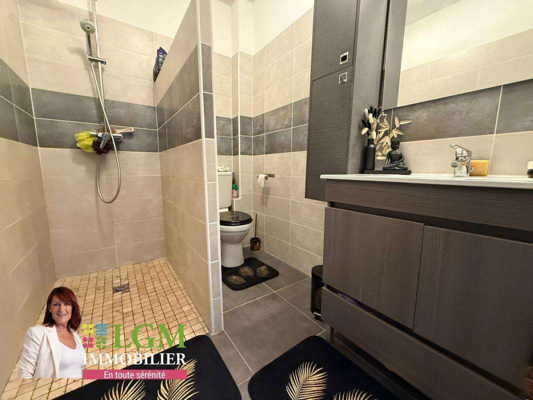 Maison à CHATEAUNEUF-LES-MARTIGUES