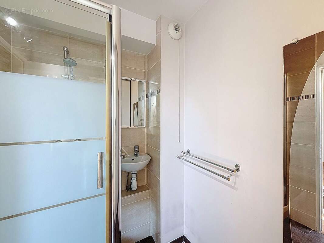 Appartement à MAISONS-ALFORT