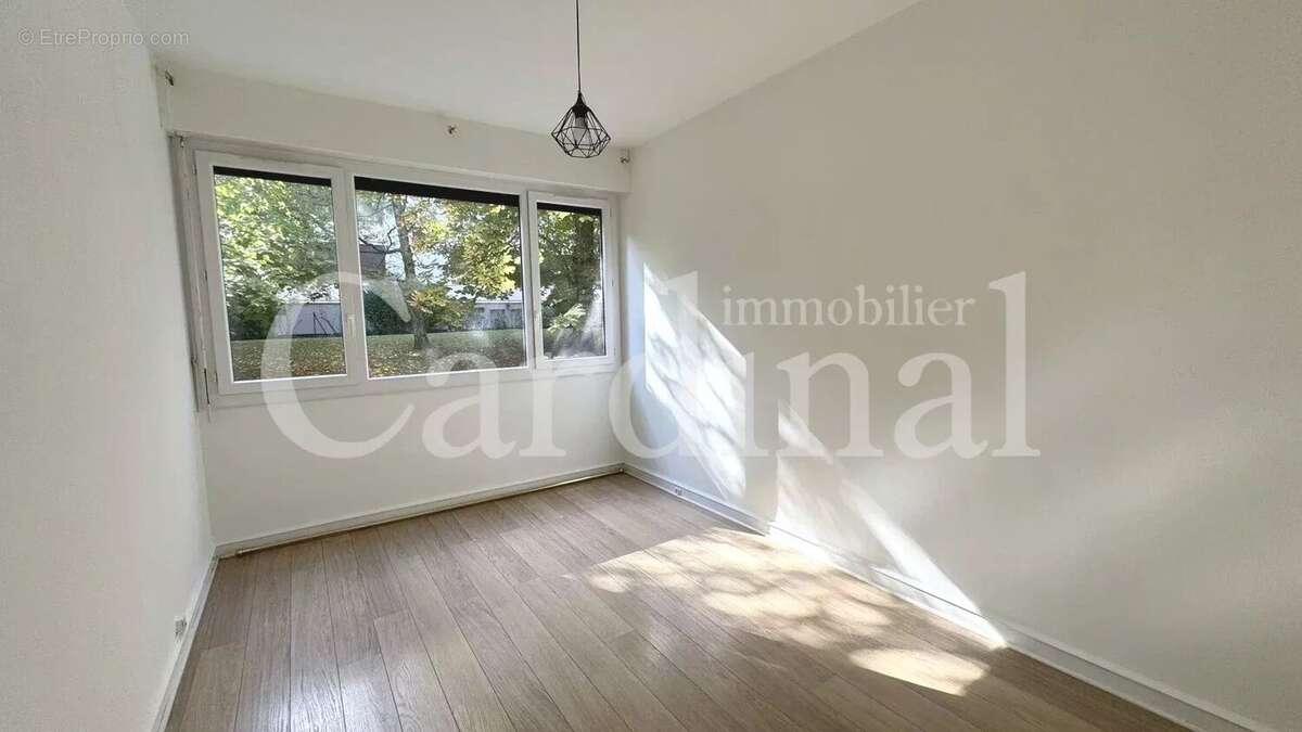 Appartement à NOISY-LE-ROI