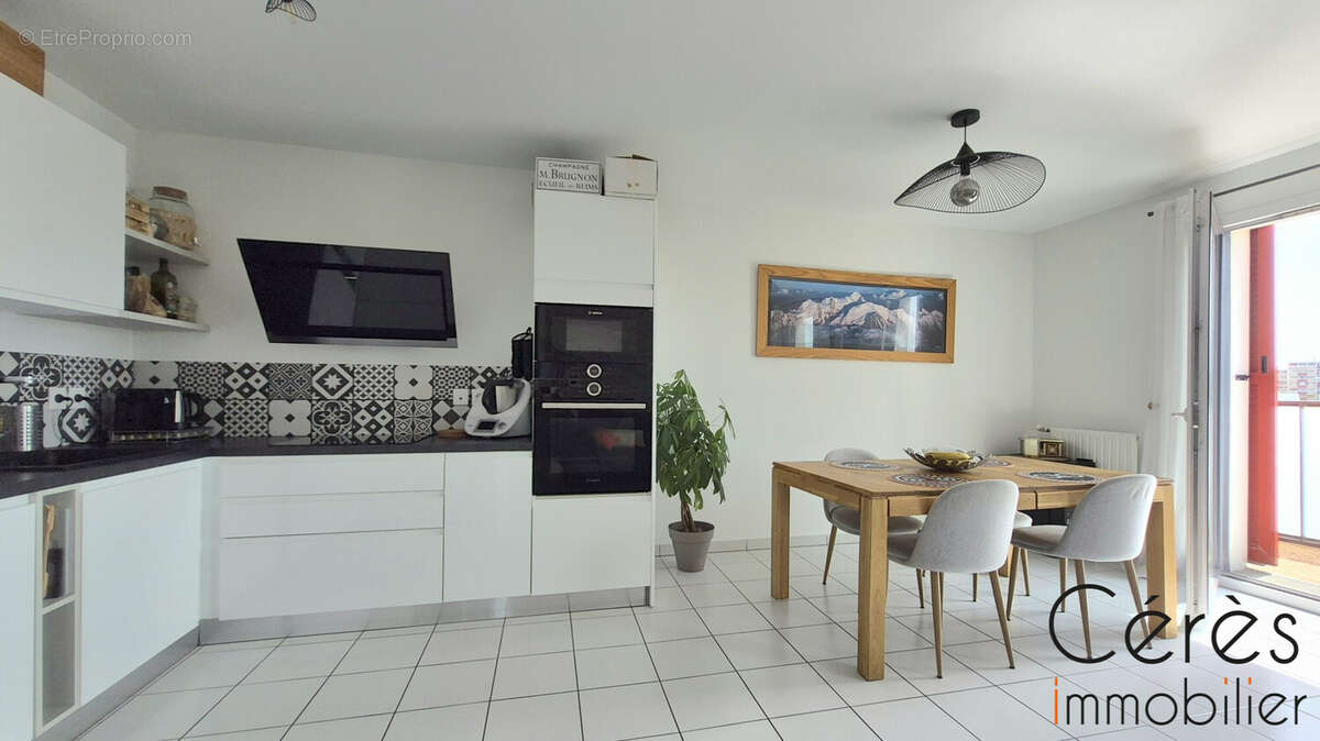 Appartement à ROMAINVILLE