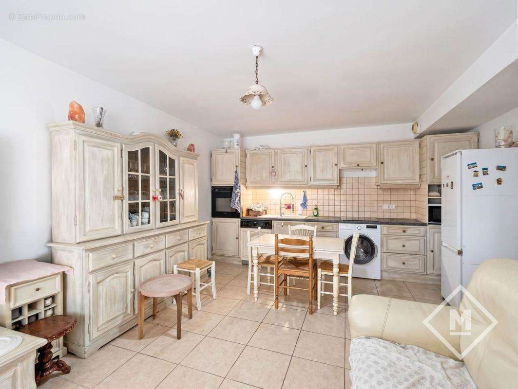 Appartement à MARSEILLE-9E
