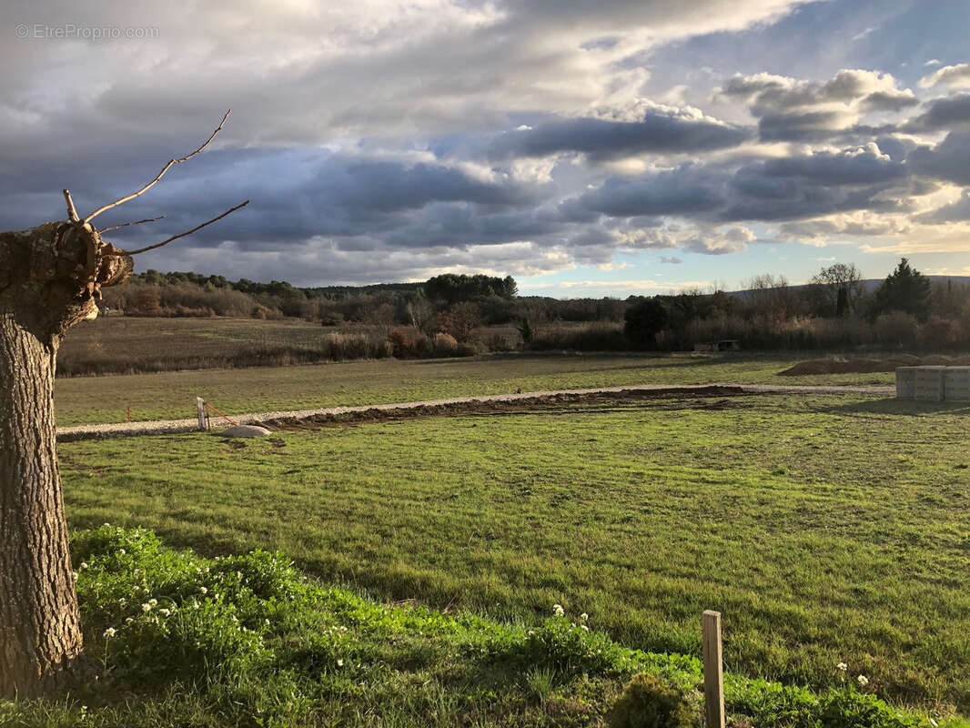 Maison familiale 125 m2 - Plain pied - vue Luberon - photo 4