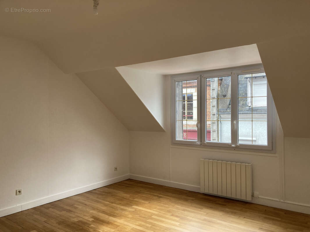 Appartement à LA FERTE-SAINT-AUBIN