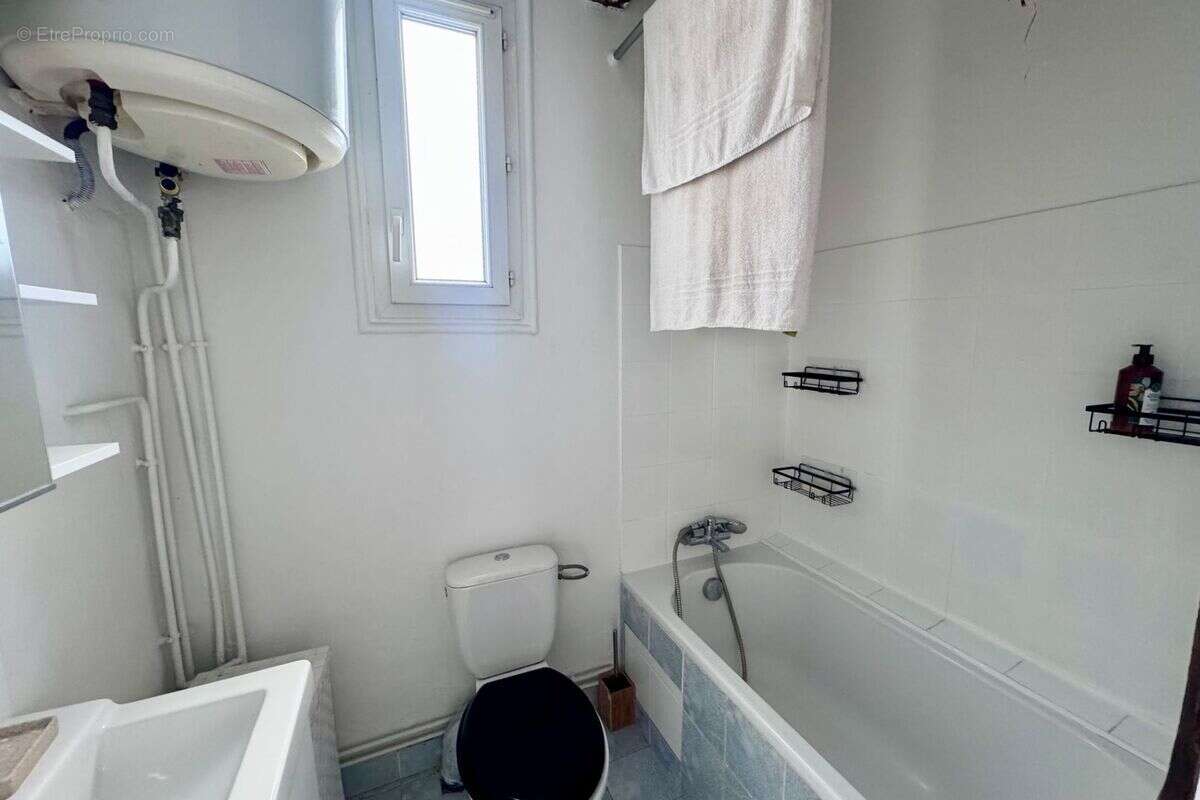 Appartement à PARIS-10E