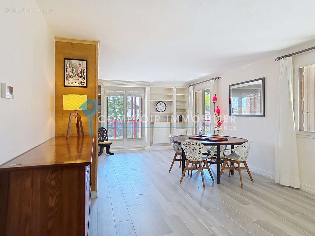 Appartement à SAINT-ISMIER