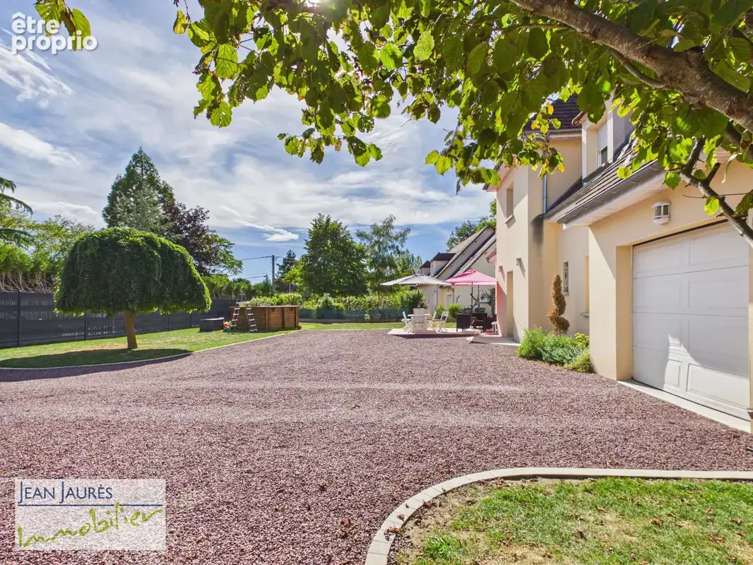 Maison Familiale à Troyes de 199m2 ! - photo 3