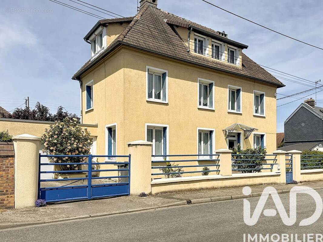 Photo 1 - Maison à SOTTEVILLE-LES-ROUEN