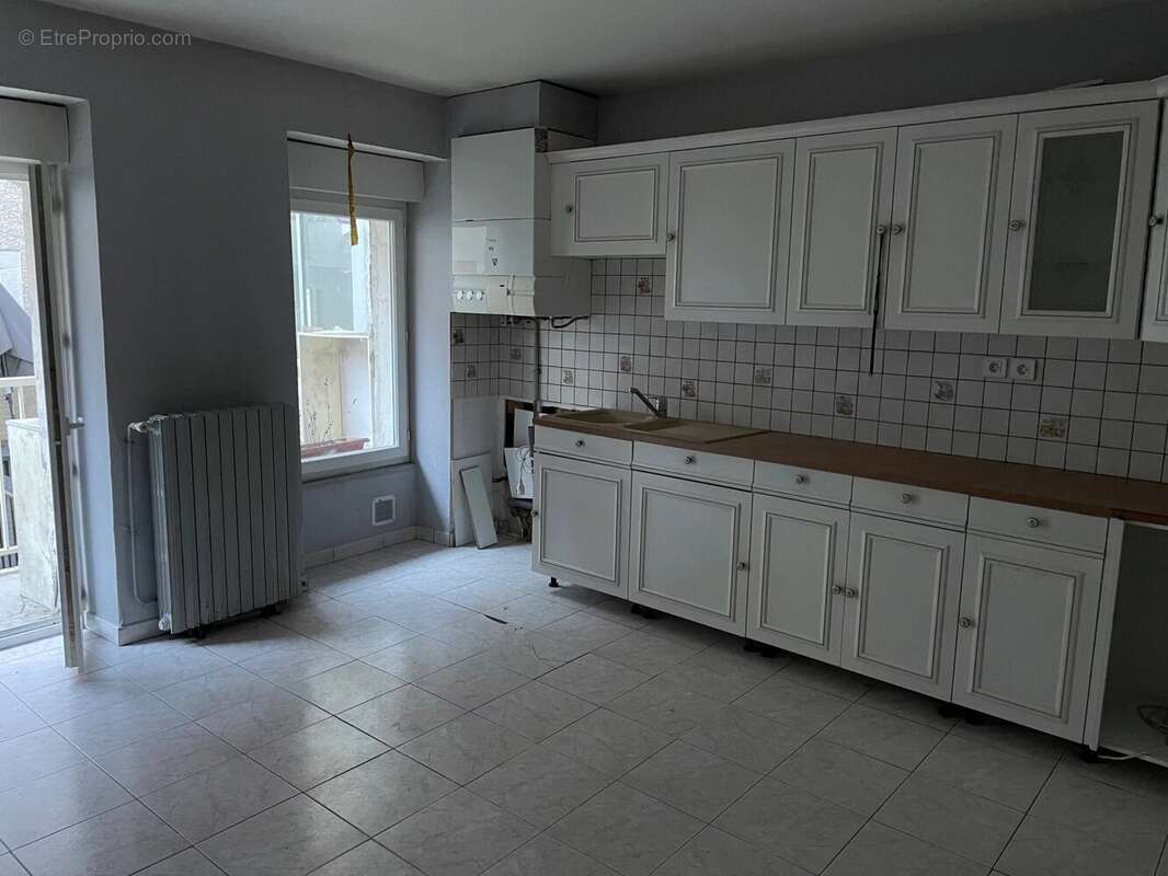 Grand appartement proche centre-ville - photo 2