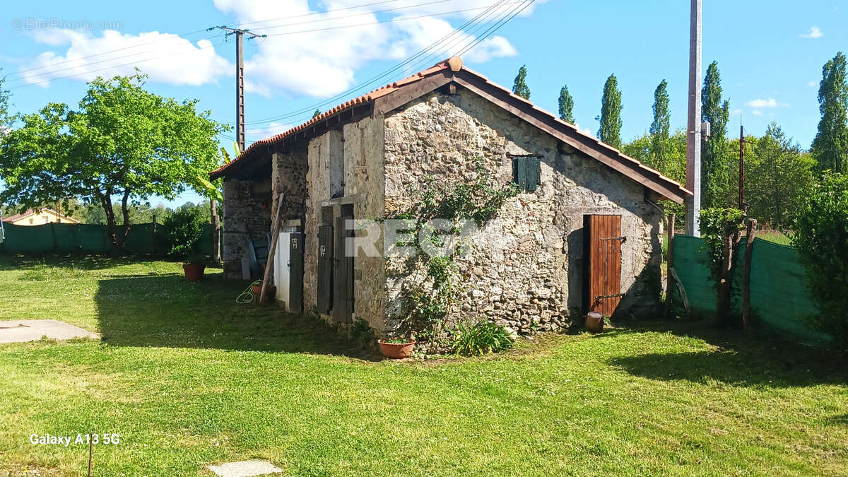 Maison à LABATUT