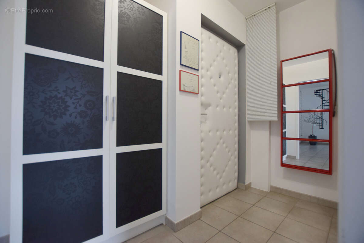 Appartement à GRAND-CHARMONT