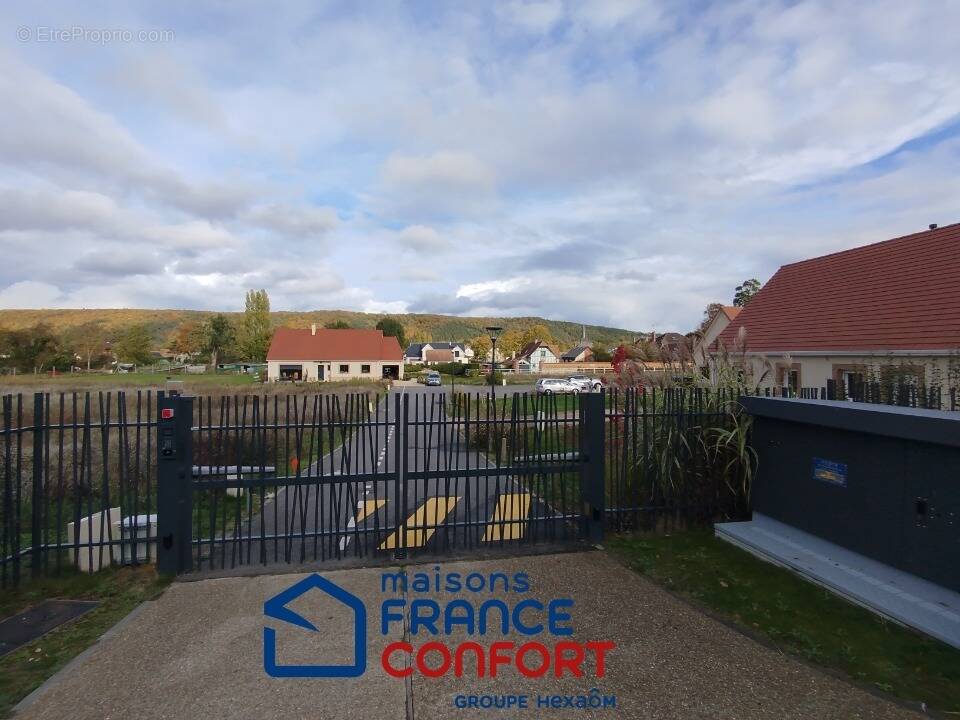 Terrain à HEUDREVILLE-SUR-EURE