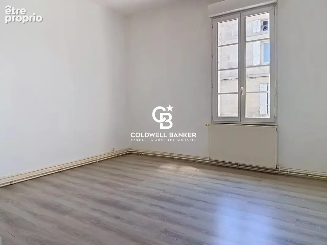 À vendre à Cognac — Charmante maison de ville, idéal premier achat ou investissement locatif ! - photo 11