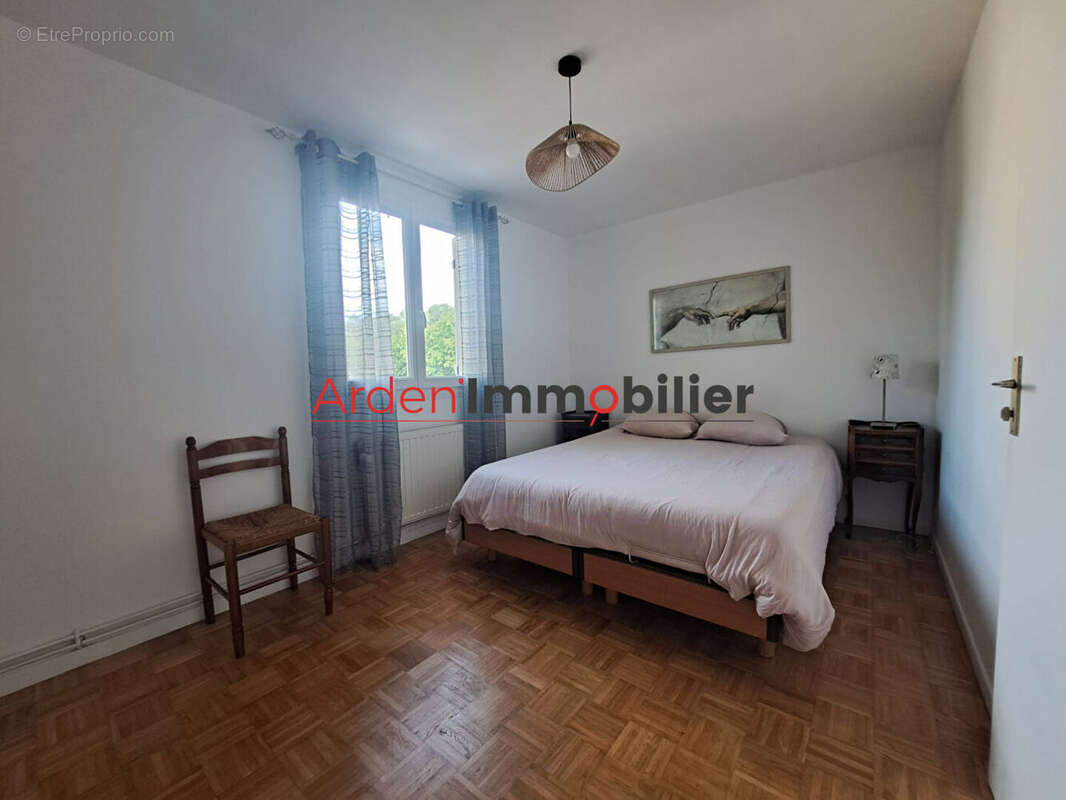 Maison à vendre à Rethel - 3 chambres, 110.85 m², terrain 447 m² - photo 9