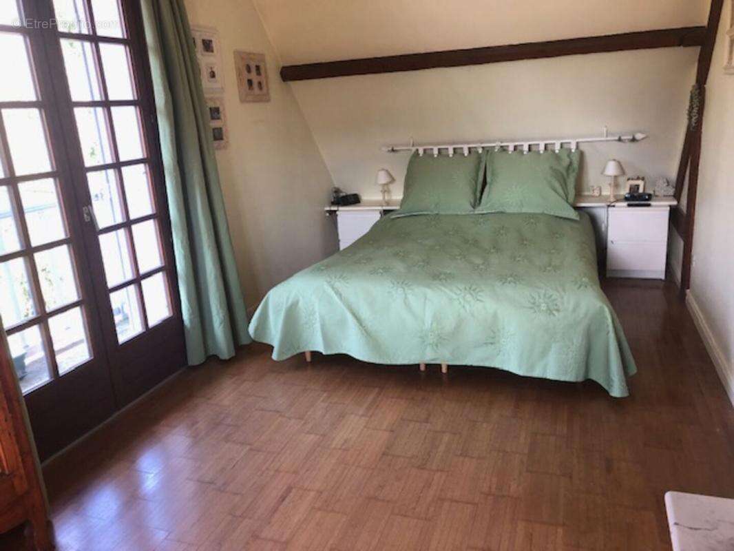 Maison à NOTRE-DAME-DE-GRAVENCHON