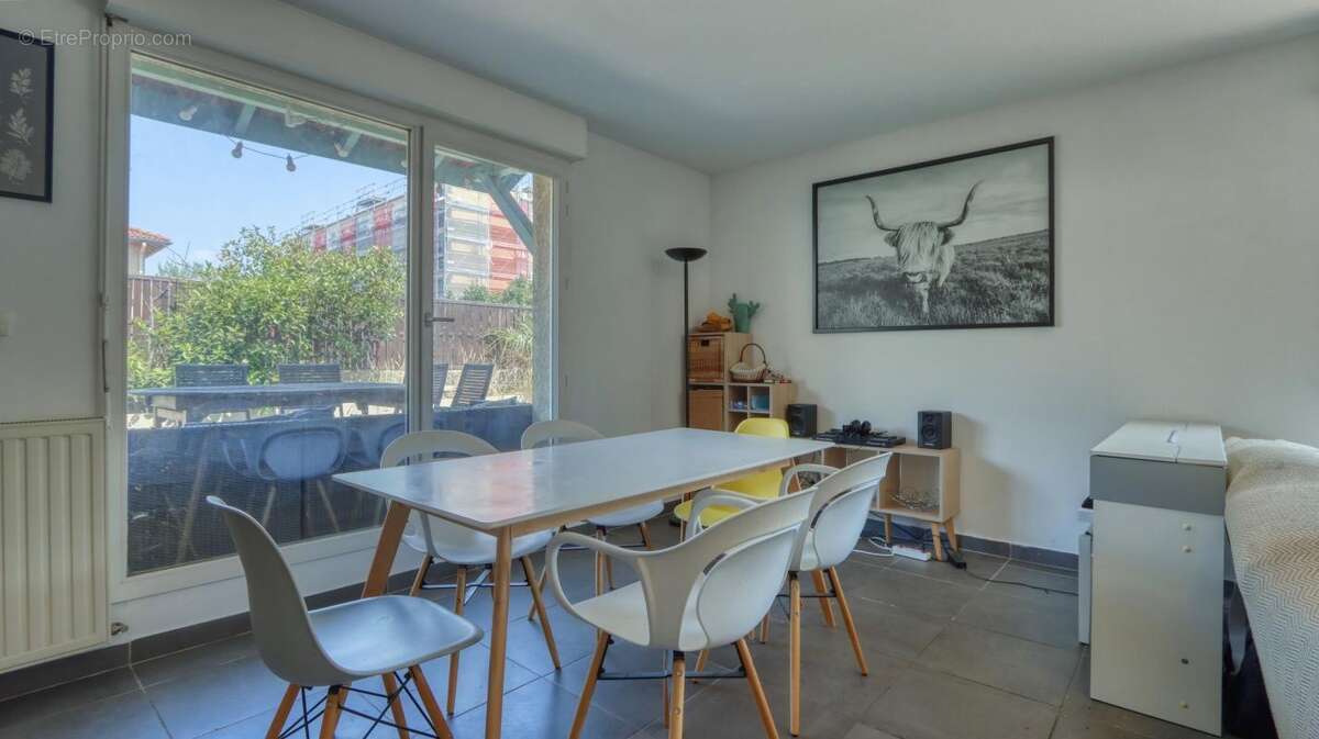 Appartement à LYON-8E