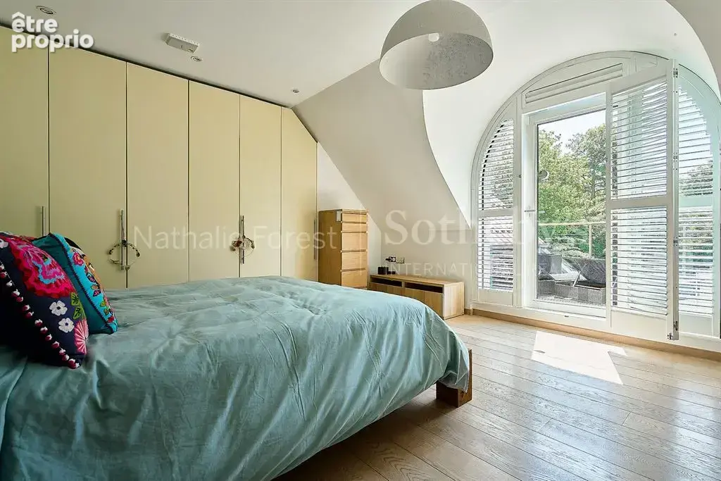 EXCLUSIVITÉ – Croix, splendide maison contemporaine ,4 ch, piscine extérieure. - photo 12