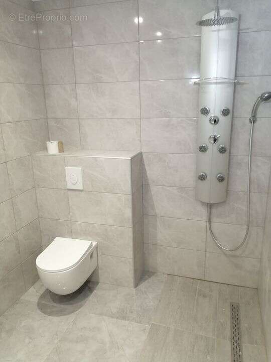 Maison à SAINTE-AGATHE-LA-BOUTERESSE