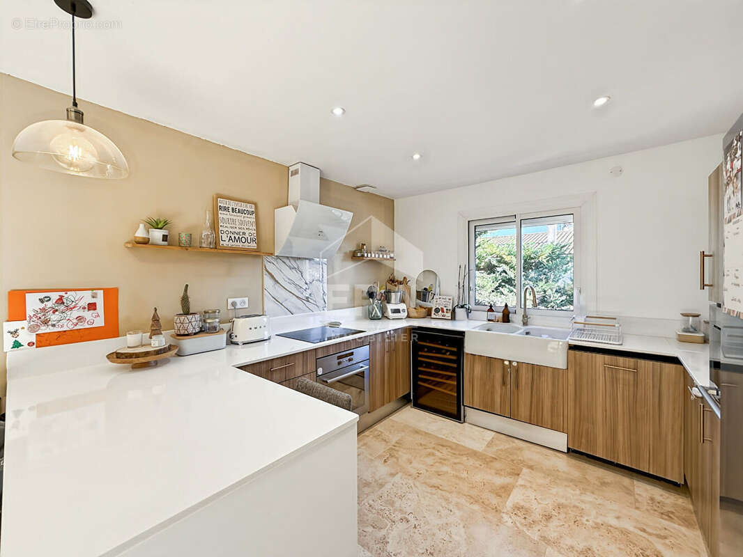 Maison à CHATEAURENARD