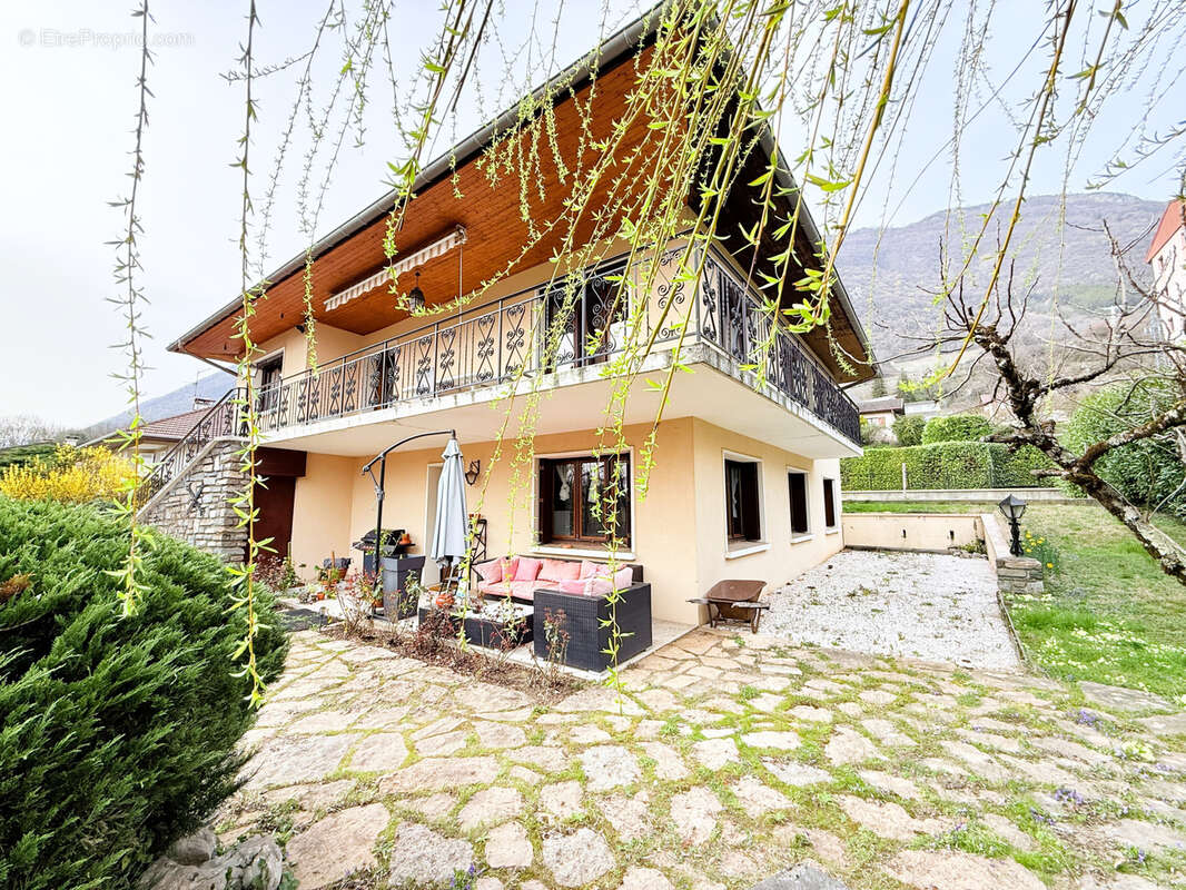 Maison à ARBIN