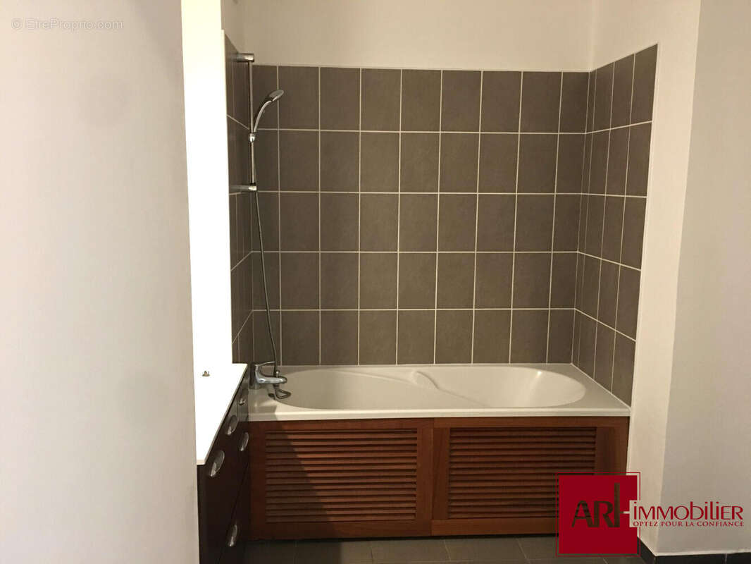 Appartement à SAINT-DENIS