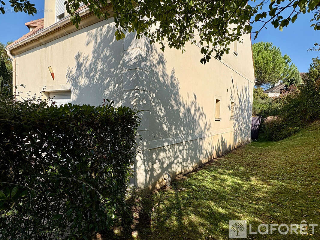 Appartement à SAMOREAU