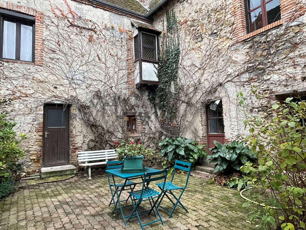 Maison à VILLEFRANCHE-SUR-CHER