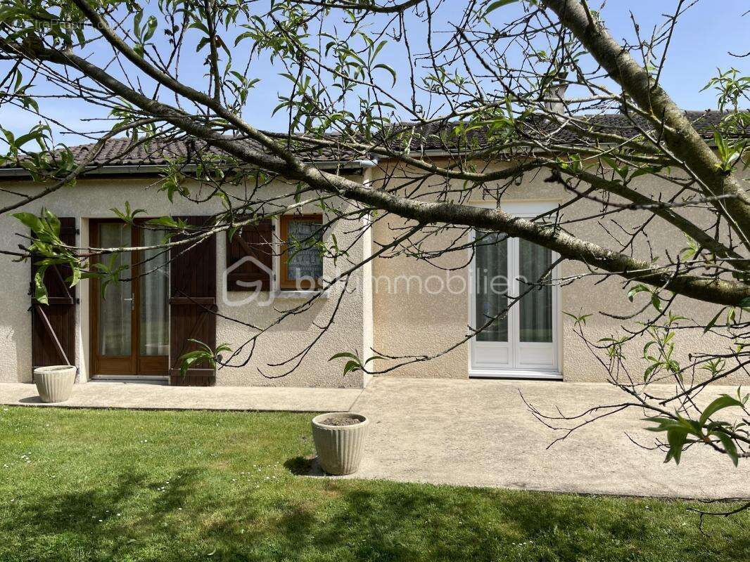 Maison à SOMMECAISE