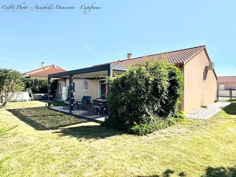 Maison à SAINT-BONNET-PRES-RIOM