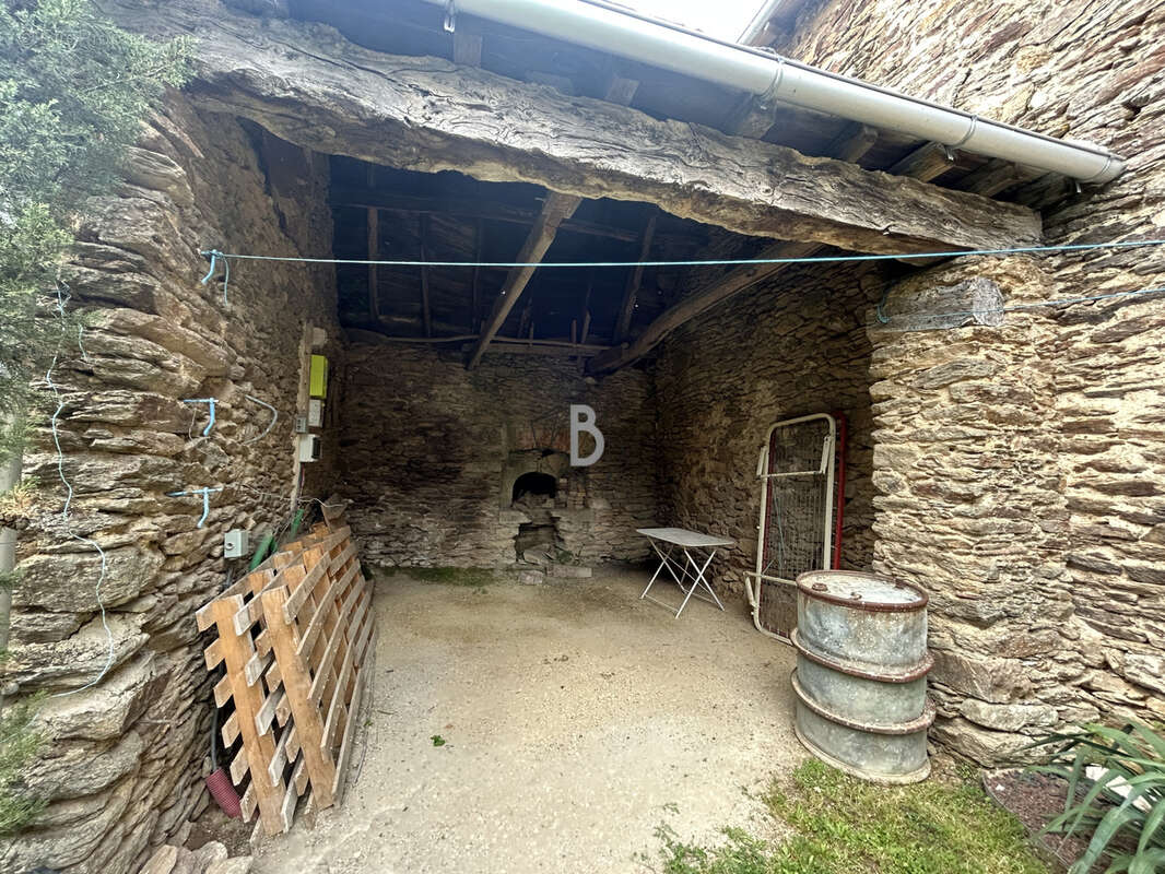 Maison à PRADINAS