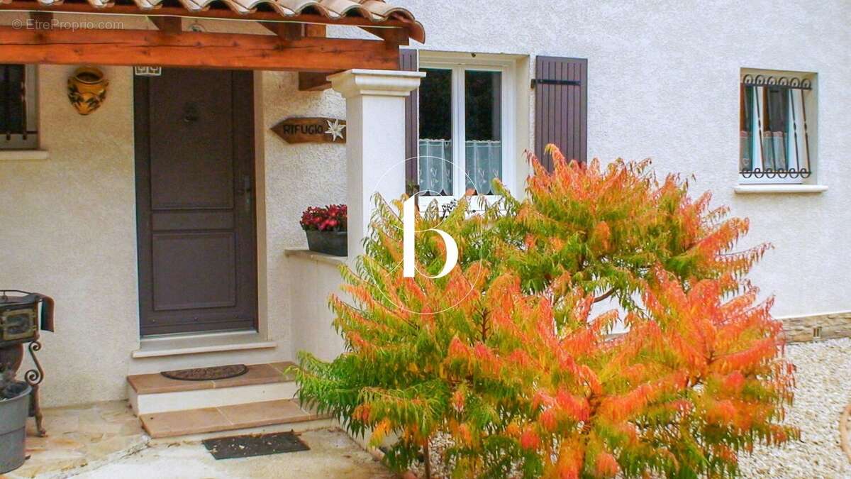 Maison à MEJANNES-LE-CLAP