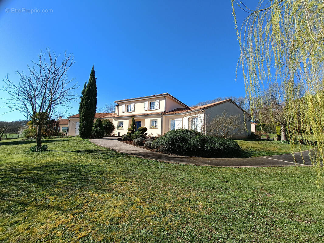 Maison à VALDIVIENNE