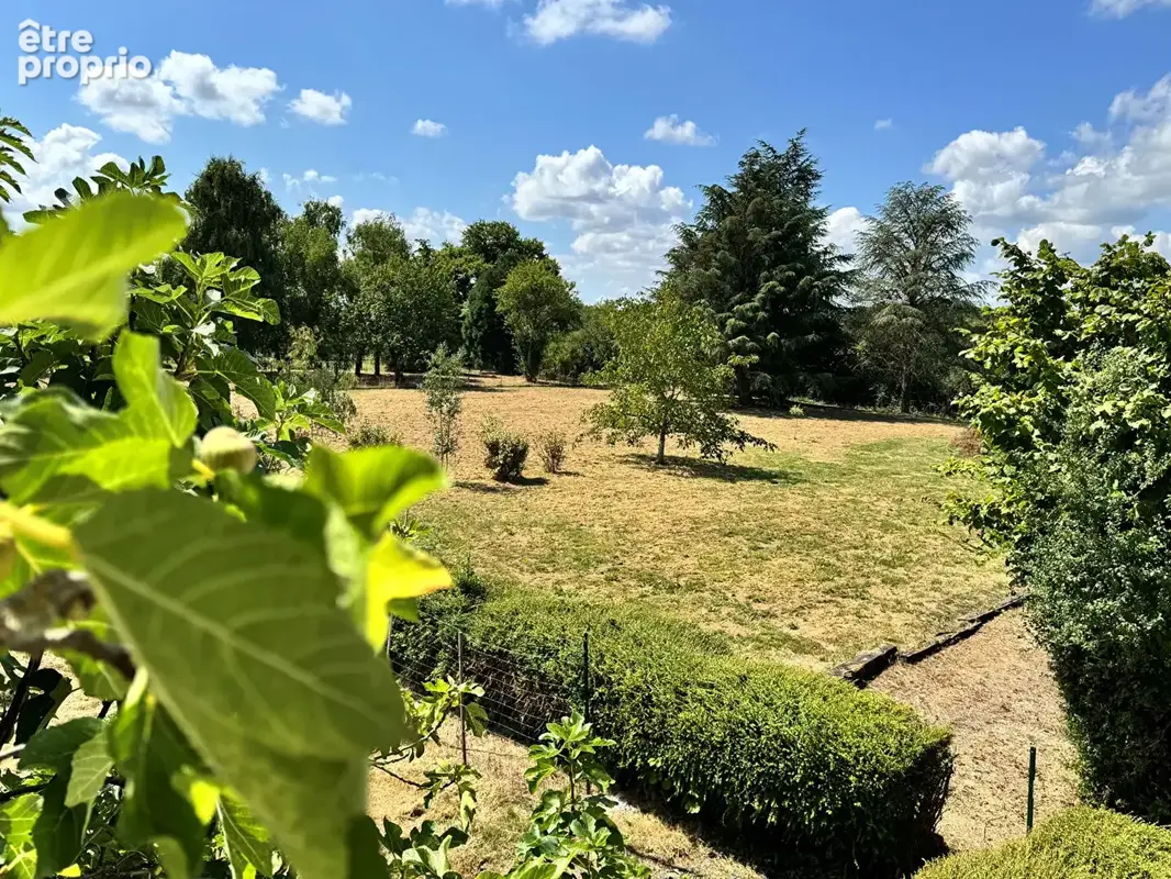 Magnifique bâtisse de 272 m² sur 1.2 hectares de terrain clos - photo 17