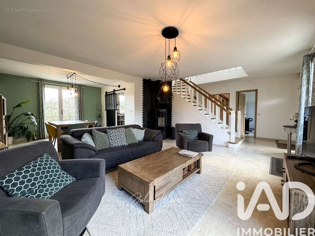 Photo 2 - Maison à BEYNES