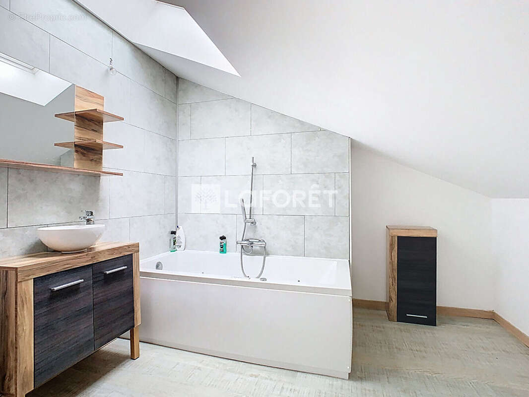 Appartement à SAINTE-MENEHOULD