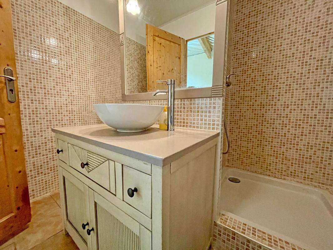 Maison à MAUZENS-ET-MIREMONT