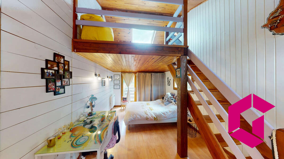 Maison à AUREC-SUR-LOIRE