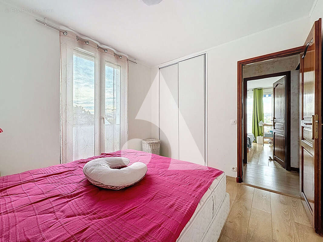 Appartement à RUEIL-MALMAISON