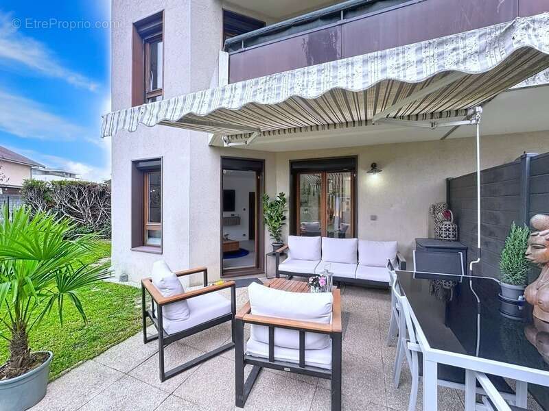 Appartement à VETRAZ-MONTHOUX