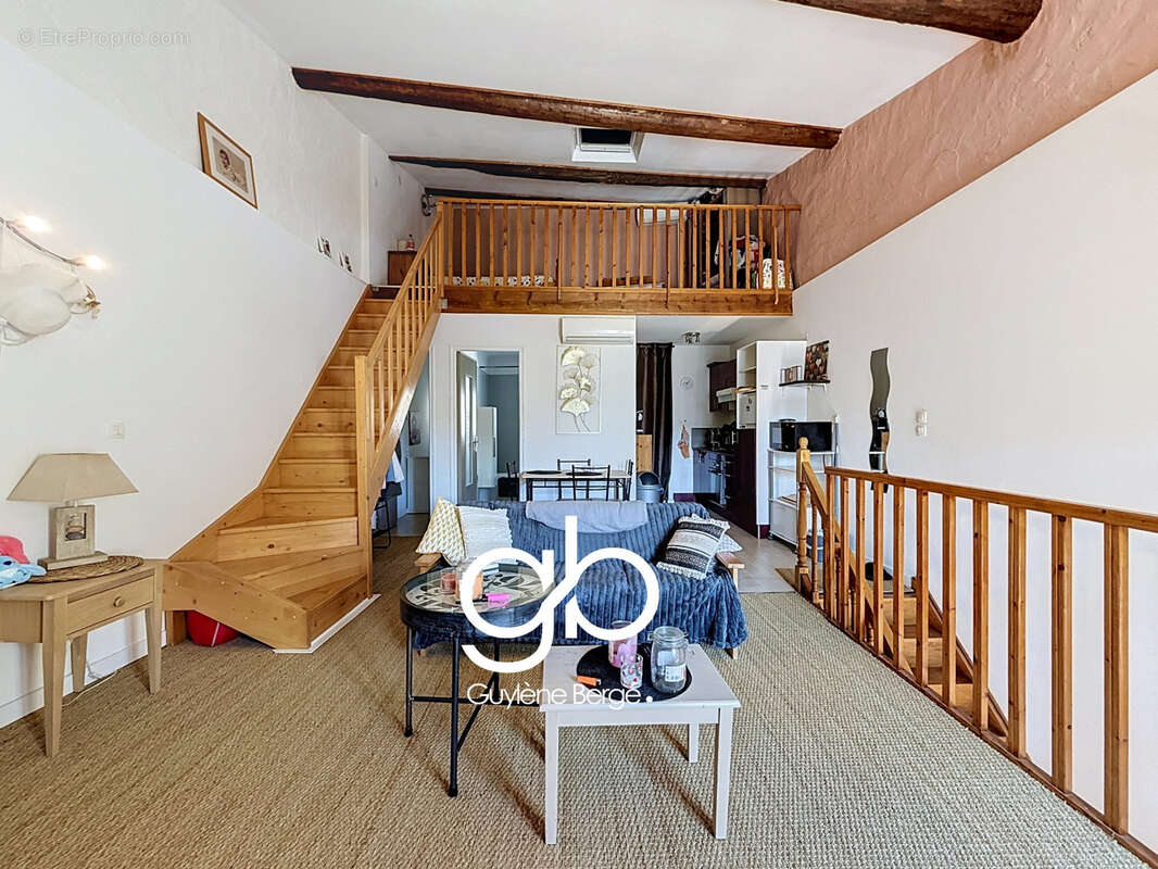 Ensemble immobilier de caractère avec maison de village, appartement T2 et studio indépendants    Aubais - photo 18