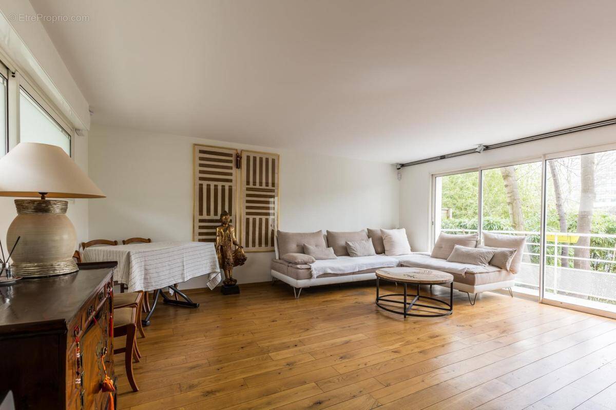 Maison à NEUILLY-SUR-SEINE
