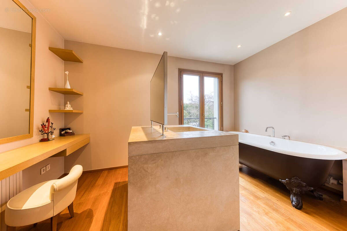 Maison à PONTAULT-COMBAULT