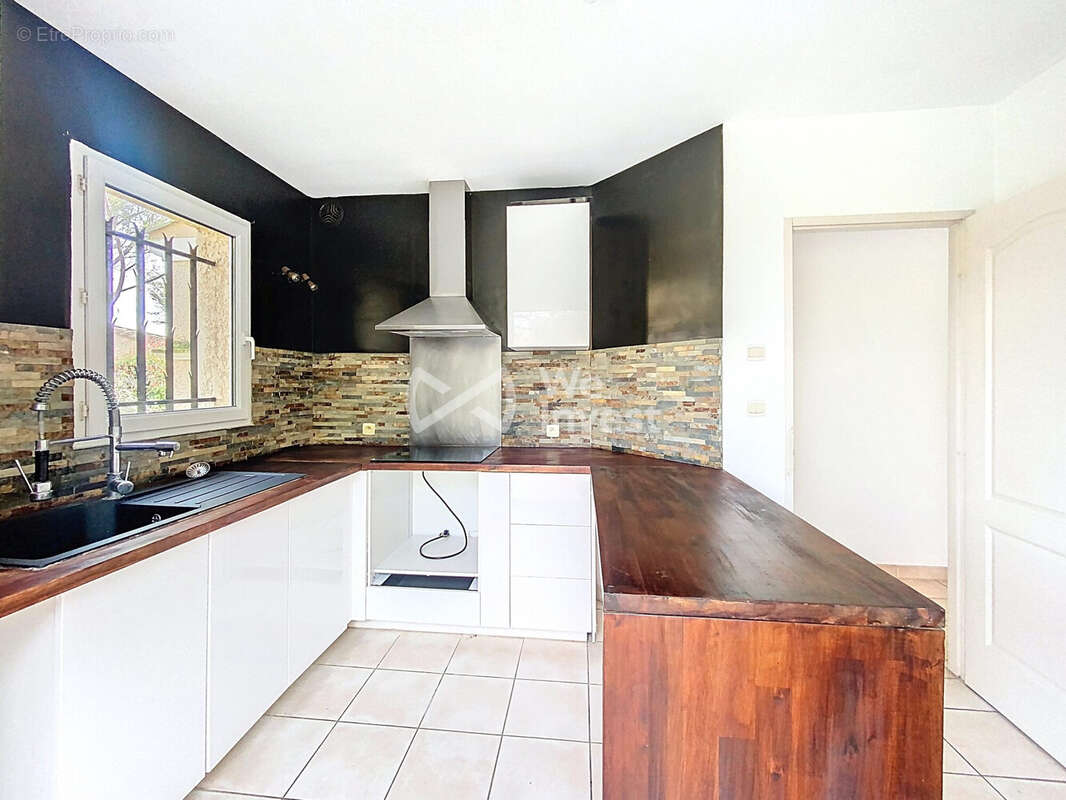 Maison à SAINT-JEAN-DE-VEDAS