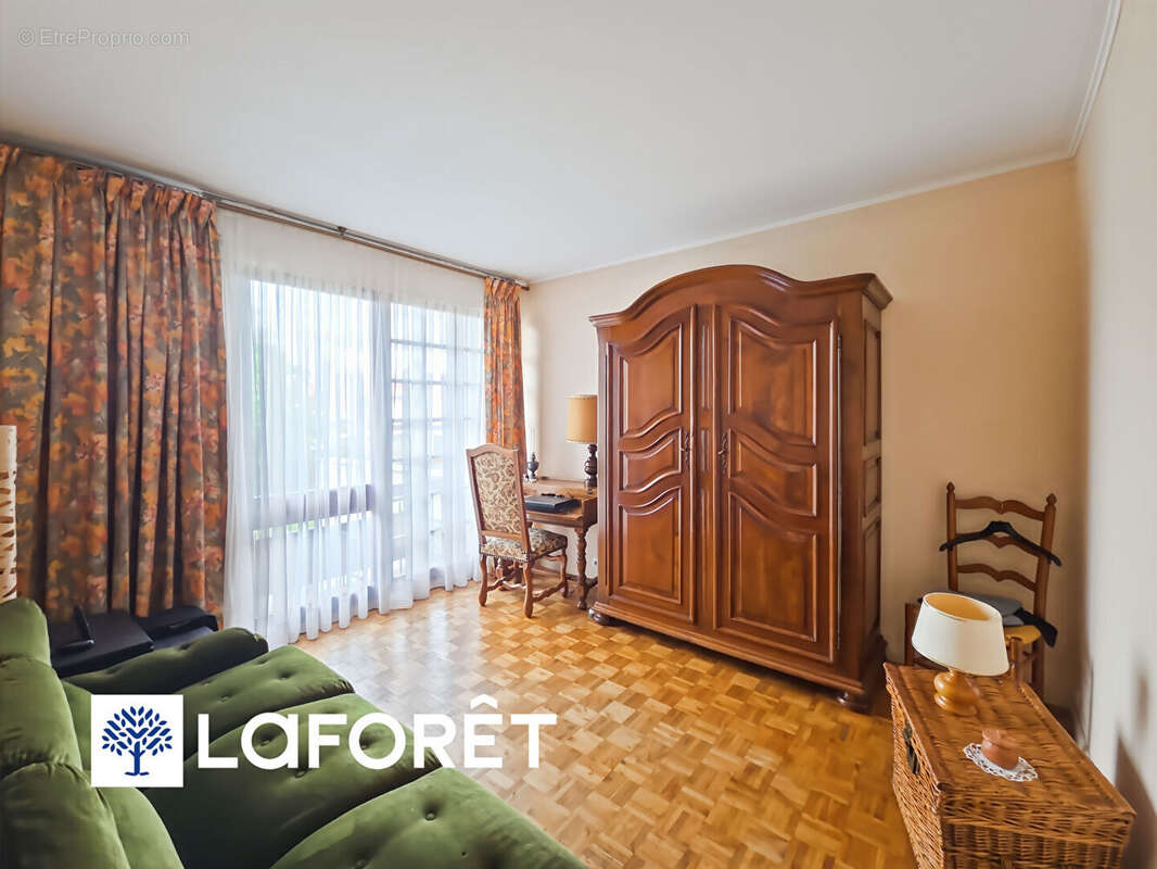 Maison Ris Orangis 5 pièce(s) 82.98 m2 - photo 6