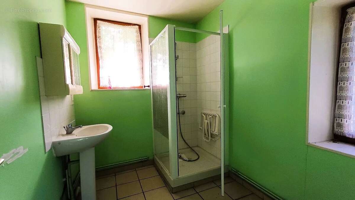 Maison à SAINT-CHABRAIS