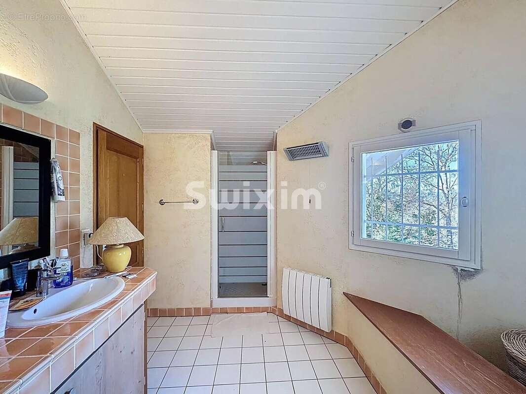 Maison à SAINT-CERGUES