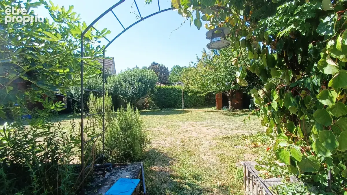 Grande maison familiale au fort potentiel - photo 2